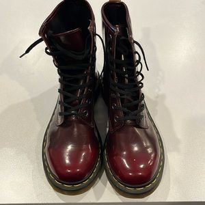 Dr. Marten Maroon Boots Doc Martens Size US7 EU38